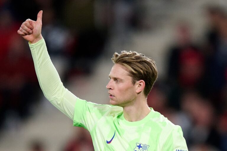 Frenkie de Jong has one key backer at Barcelona despite doubts about future