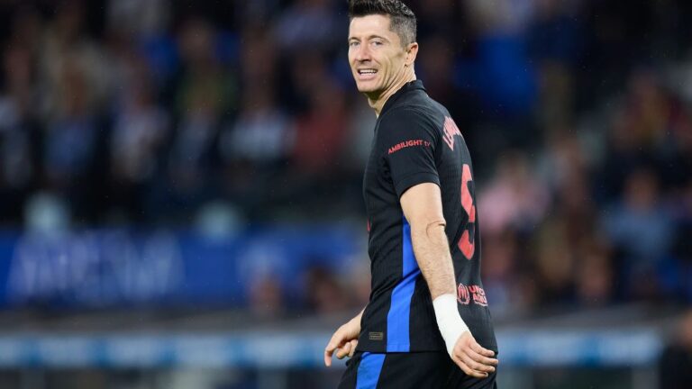 Barcelona board willing to push Robert Lewandowski towards exit door next summer