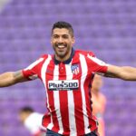 Atletico Madrid players rewarded by Luis Suarez after last-gasp Barcelona victory