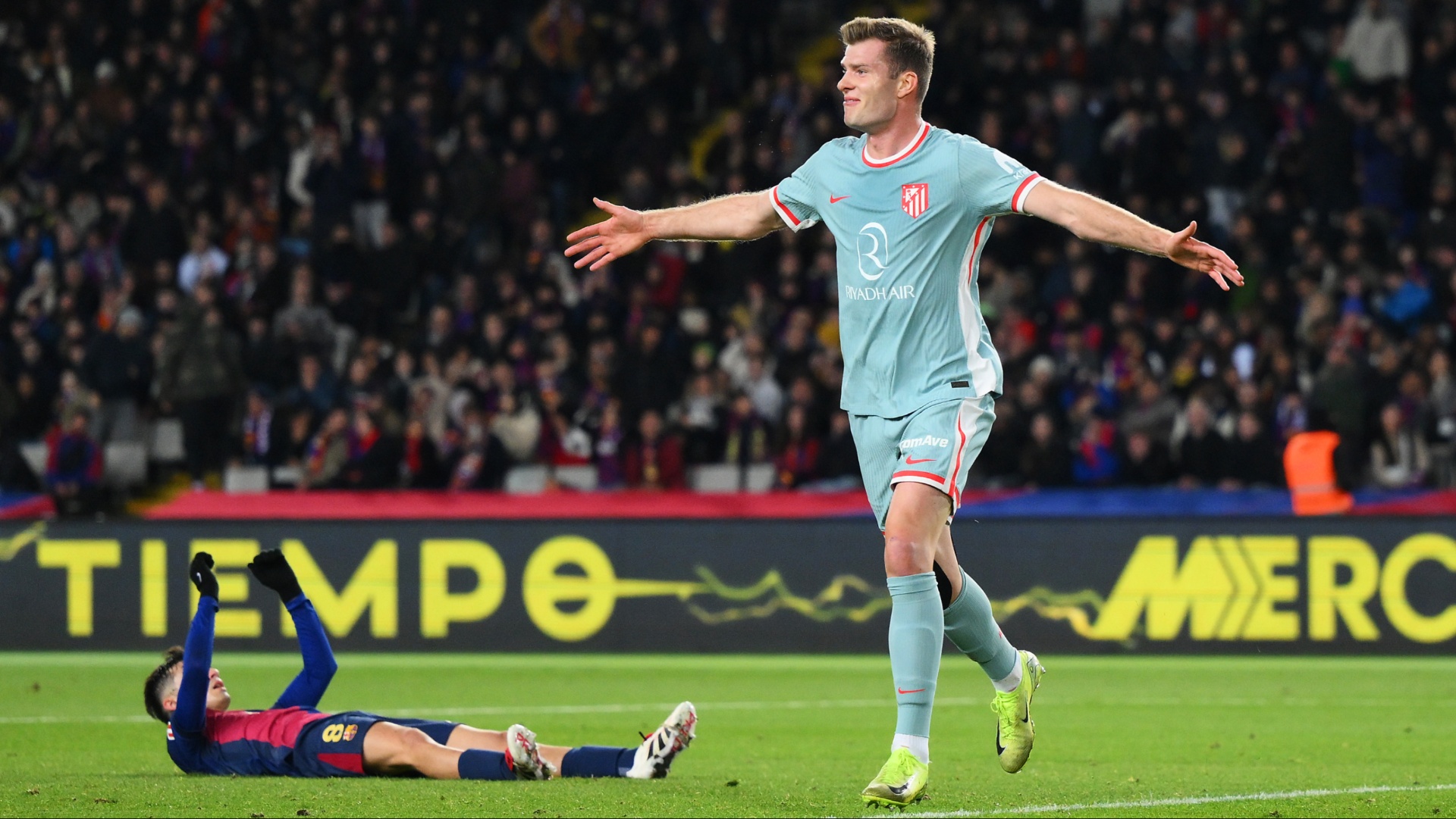 Atletico Madrid end 18-year wait for Barcelona win to flip La Liga title race