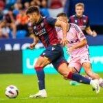 Aston Villa close deal for 21-year-old Spanish right-back