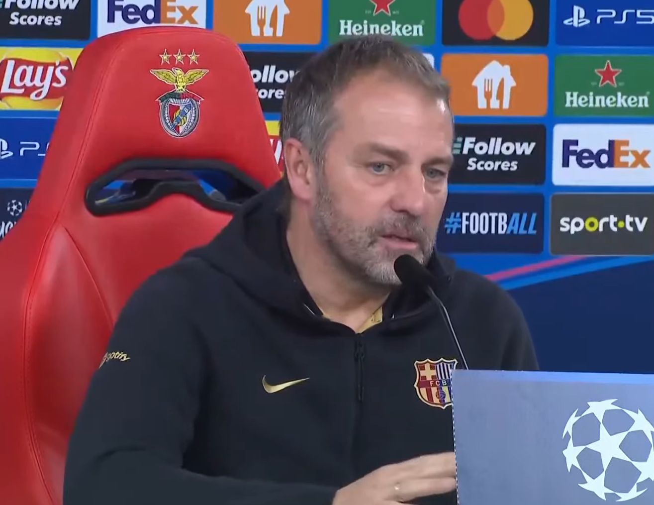 Hansi Flick opens the door for Barcelona starting spot to change