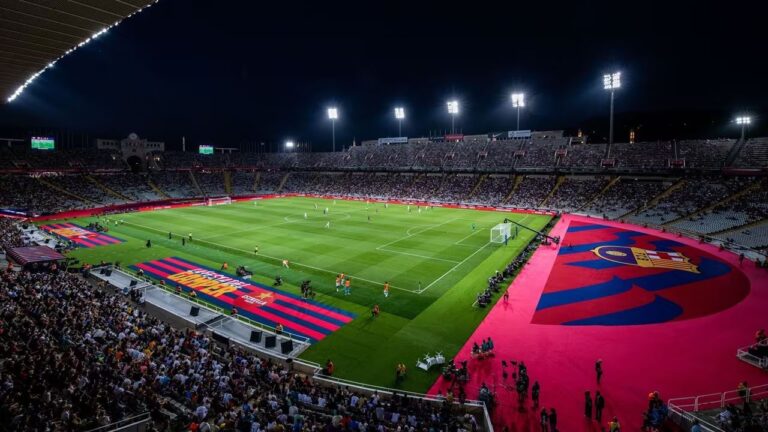 Barcelona request stadium extension as Camp Nou is delayed further