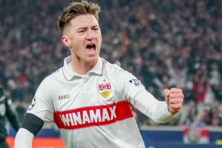 Bundesliga midfielder responds to Barcelona interest - 'Sometimes I'm asked about it in the dressing room'