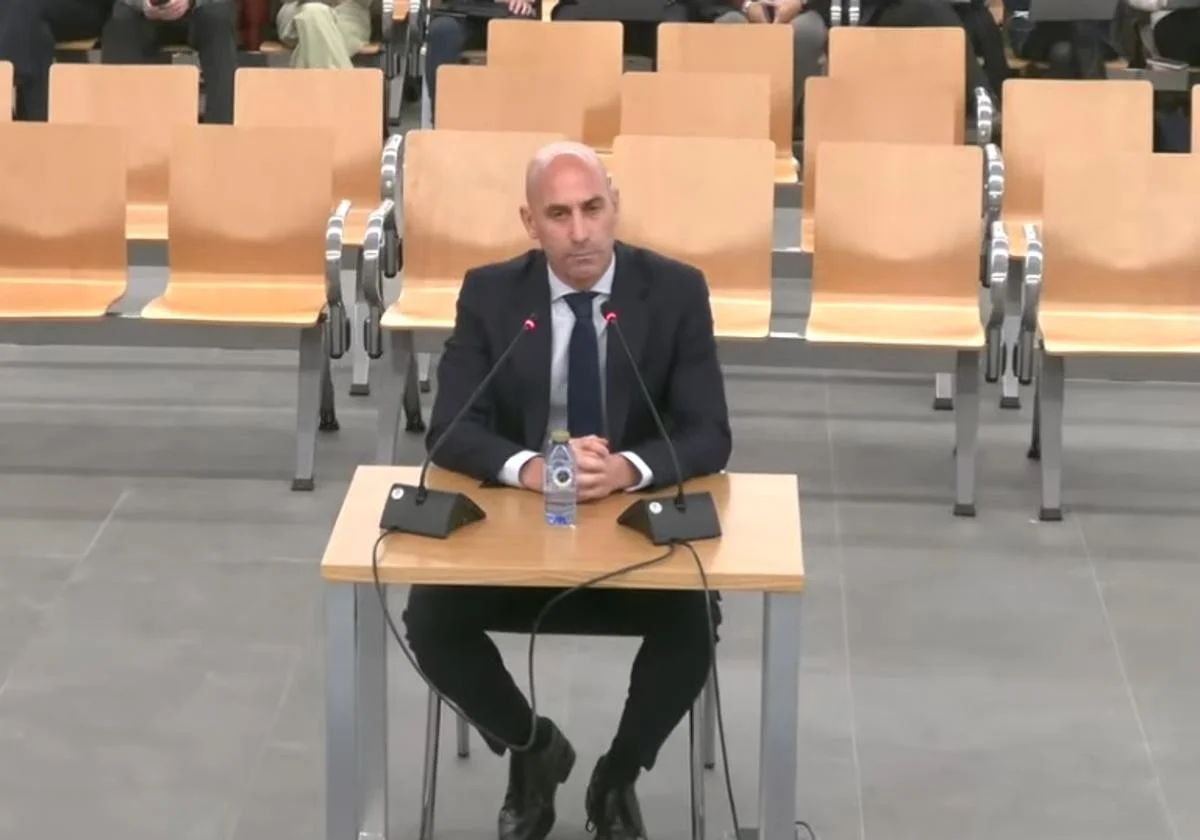 Luis Rubiales Testifies in Jenni Hermoso Sexual Assault and Coercion Case