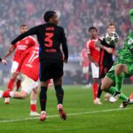 Barcelona starter faces fitness tests after suffering injury against Benfica