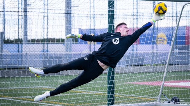 Marc-Andre ter Stegen completes part of training session with group