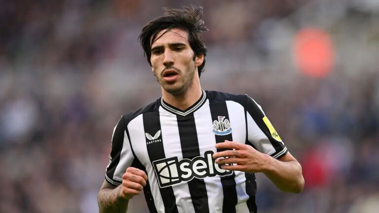 Club slams door on move for midfielder tracked by European giants