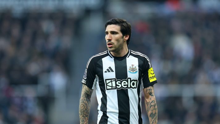 Barcelona keeping tabs on second Newcastle United midfielder