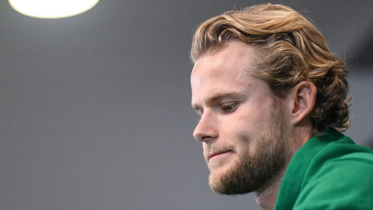 Barcelona, Arsenal and Manchester United interested in €60m midfielder