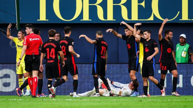 "My knee..." - Barcelona star opens up on horror injury