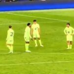 Ronald Araujo balled out by teammate during Inter-Barcelona