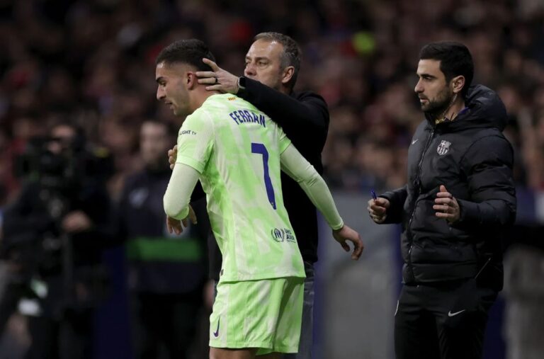 Barcelona star reveals difference between Hansi Flick and Pep Guardiola
