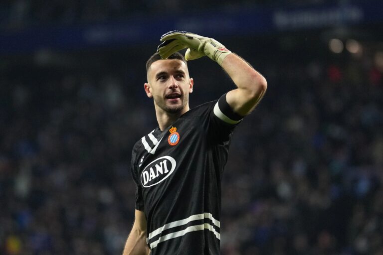 Manchester United to move for €25m Newcastle and Barcelona target