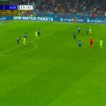 Raphinha scores as Barcelona complete comeback against Inter